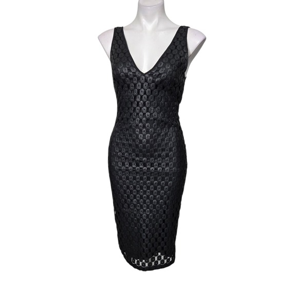 Elizabeth and James Dresses & Skirts - Elizabeth and James dress 6  Black Geometric V-Neck Sheath Midi stretch bodycon